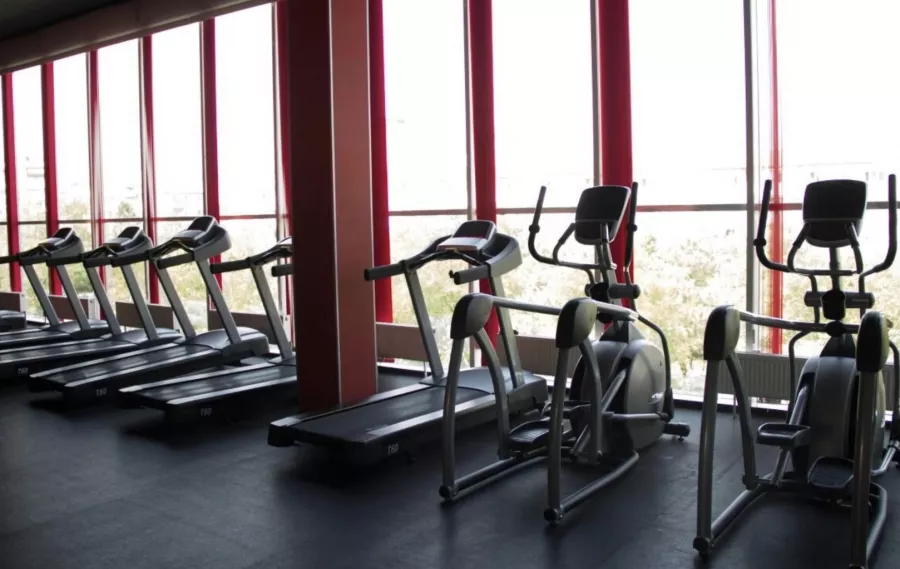 Фитнесс центр Fit zone в Новороссийске: Развитие, Спортзал, Фитнес,