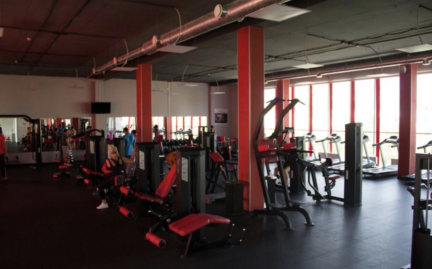 Фитнесс центр "Fit zone"