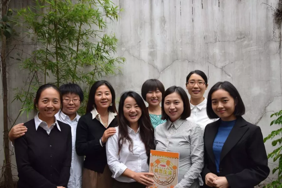 Языковая школа Hutong School в Пекине: Языковая школа, Языковые курсы, Обучение,