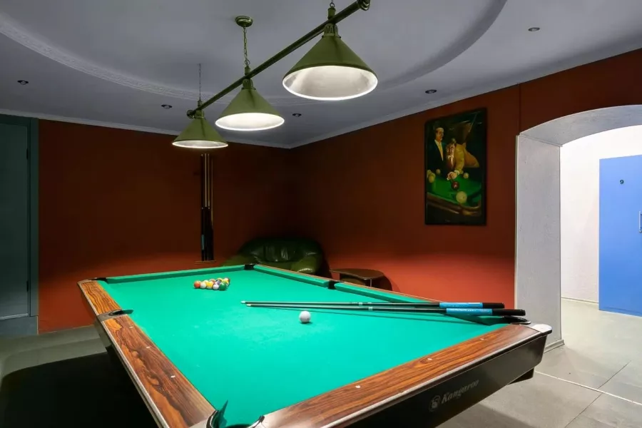 Сауна Охотного Двора в Владивостоке: Финская сауна, Караоке, Бассейн, Billiards, Finnish sauna,