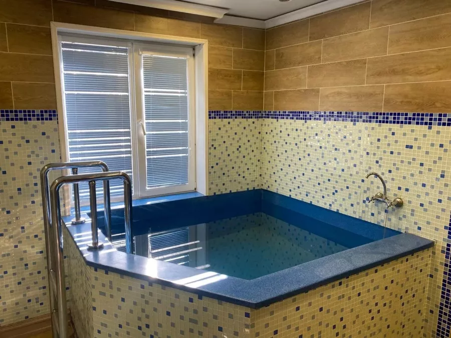 Сауна Хижина охотника в Владивостоке: Русская баня, Купель, Караоке, Wood-fired sauna, Swimming pool,