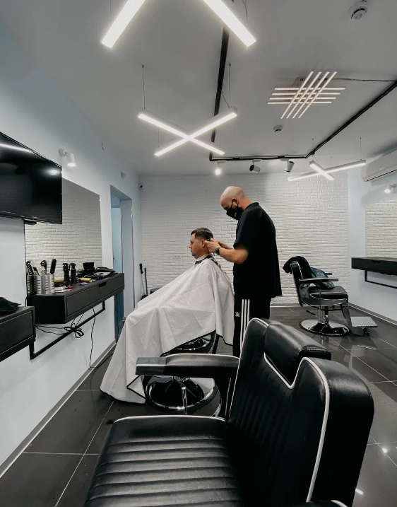 Барбершоп VII studio на ул. Усиевича в Москве: Стрижка, Борода, Бритье,