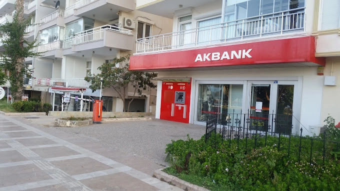 Банк Akbank Akdeniz Bulvarı/Antalya Şubesi в Анталии: Деньги,