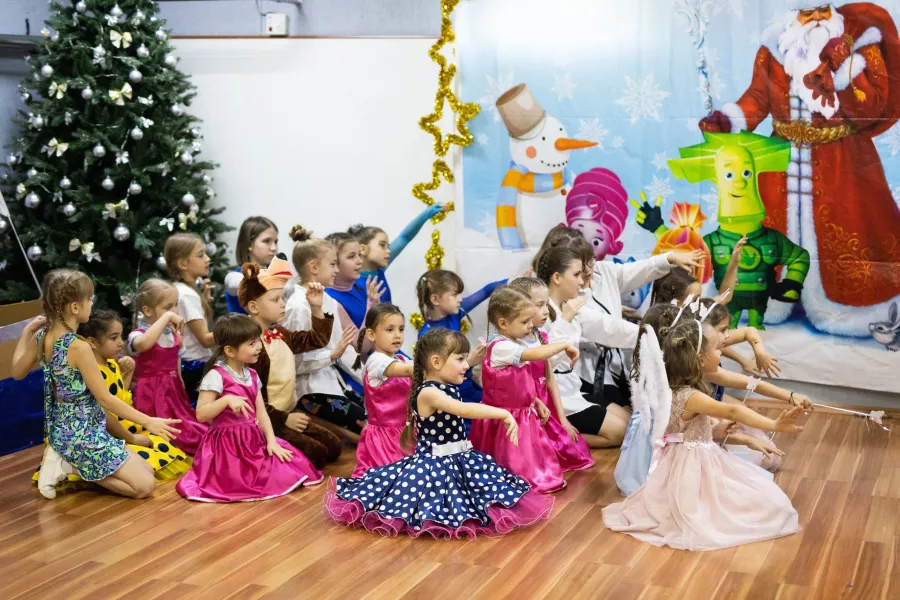 Детский клуб КАПИТОШКА в Краснодаре: Дети, Детский клуб, Продленный день, Малыши, Образование, Танцы, Хоровод, Подготовка к школе, Логопед, Не пропусти,