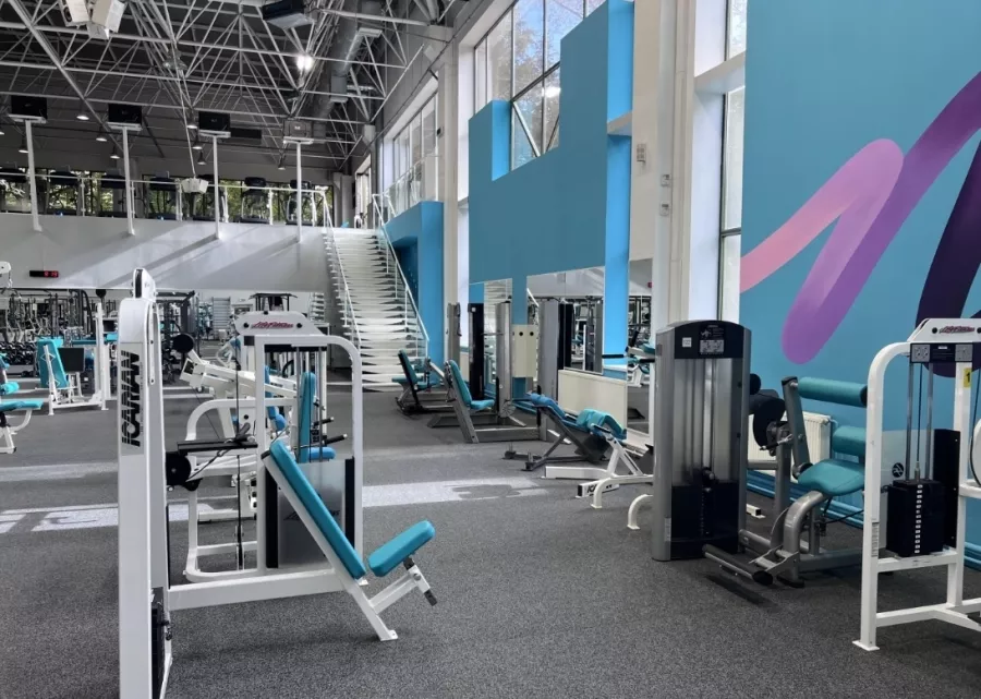 Фитнес-клуб Bright Fit Черёмушки в Москве: Аквааэробика, Аэробика, Боевые искусства, Детский уголок, Йога,