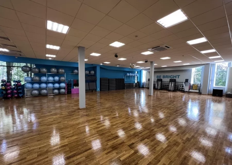 Фитнес-клуб Bright Fit Черёмушки в Москве: Аквааэробика, Аэробика, Боевые искусства, Детский уголок, Йога,