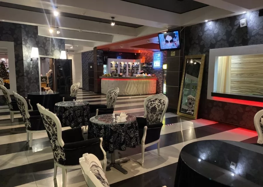Фитнес-клуб Fusion fitness в Москве: Аквааэробика, Аэробика, Боевые искусства, Йога, Пилатес, Стретчинг, Танцы, Бассейн, Сауна,