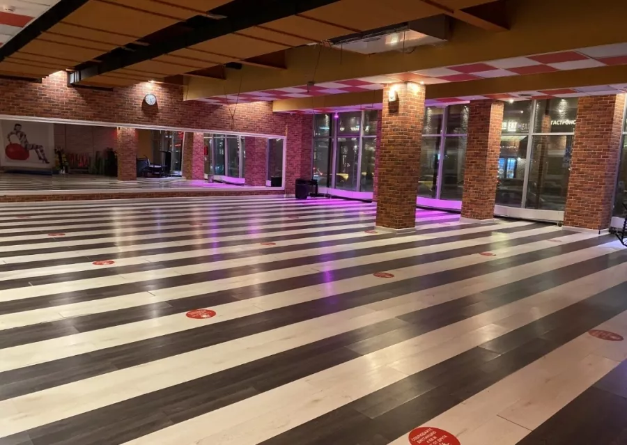 Фитнес-клуб Fusion fitness в Москве: Аквааэробика, Аэробика, Боевые искусства, Йога, Пилатес, Стретчинг, Танцы, Бассейн, Сауна,