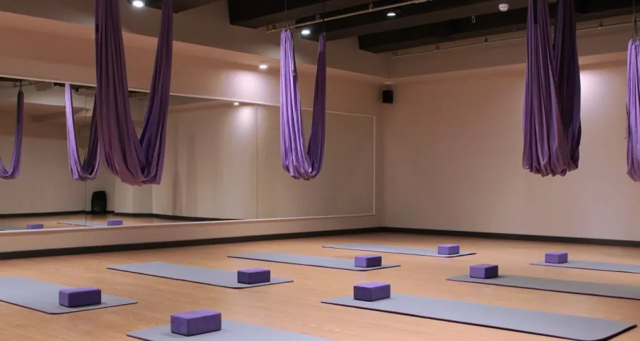 Фитнес-клуб Mosgym в Москве: Аквааэробика, Аэробика, Боевые искусства, Детский уголок, Йога,