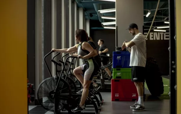 Спортивная секция "Hike Athletics".