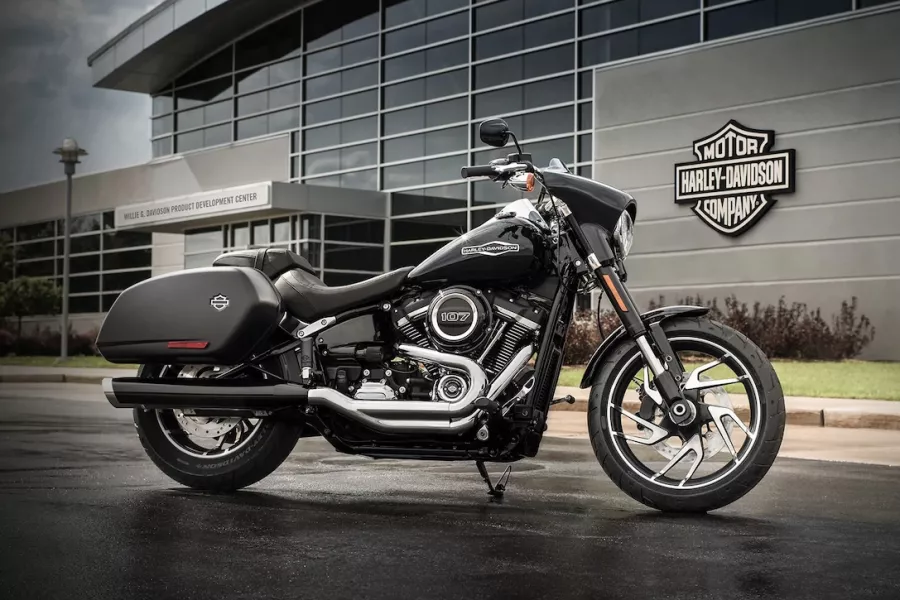 Салон мототехники Краснодар Harley Davidson в Краснодаре: Мотосервис, Мотолюбителям, Мотоциклы, Ремонт, Мототехника, Аксессуары, Снаряжение, Оборудование, Байки, Детали, Запчасти,