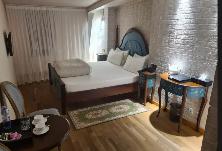 Гостиница 4* Времена года в Москве: Отель, Гостиница, Ресторан, Терраса,