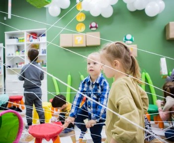 Детская языковая школа Полиглотики в Краснодаре: Детское образование, Детский центр, Дети, Развлечения, Образовательный центр, Языковая школа, Иностранные языки, Детское развитие, Обучение, Веселье,
