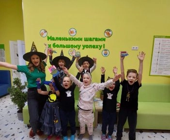 Детская языковая школа Полиглотики в Краснодаре: Детское образование, Детский центр, Дети, Развлечения, Образовательный центр, Языковая школа, Иностранные языки, Детское развитие, Обучение, Веселье,