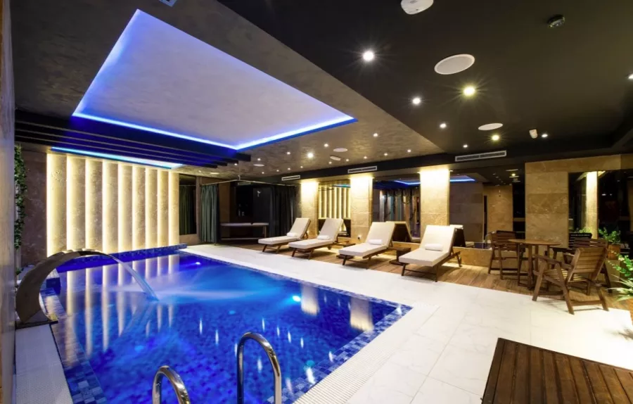 Amsterdam Hotel в Белграде: Отель, Путешествие, Чилим,