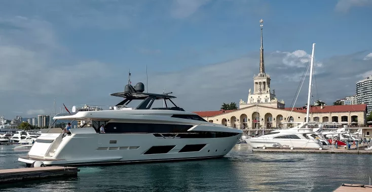 Яхт-клуб "Sochi Grand Marina by Burevestnik Group"