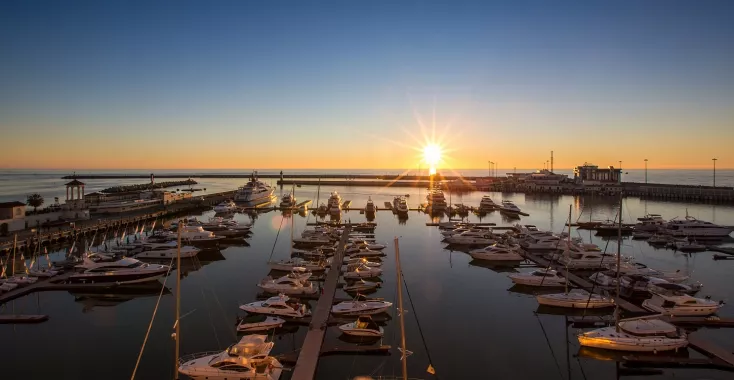  Яхт-клуб "Sochi Grand Marina by Burevestnik Group"