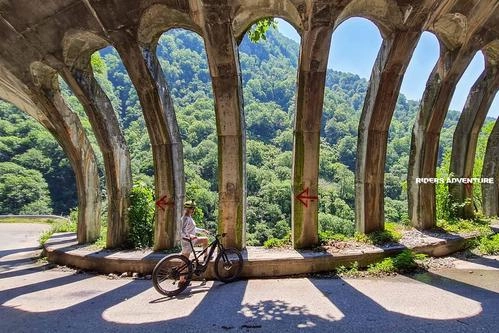 Riders adventure в Сочи: Велотур , Горные тропы, Кругозор Ефремова, Мюссерский заповедник, Каньон Хашупсе, Шелковый путь ,