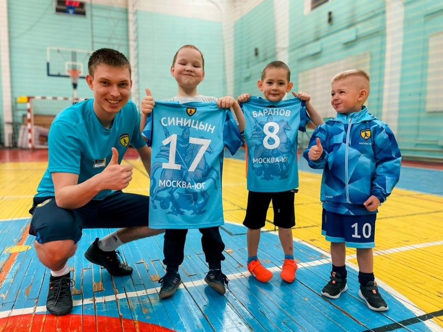 Детская школа футбола Юниор в Видном: Школа, Футбол, Соревнования, Мяч, Игры,