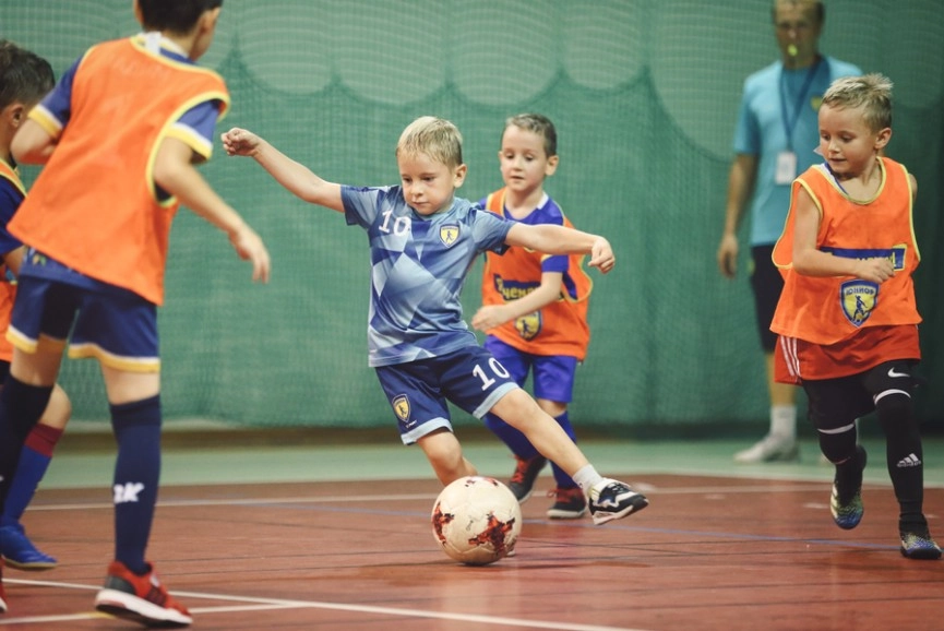 Детская школа футбола Юниор в Видном: Школа, Футбол, Соревнования, Мяч, Игры,