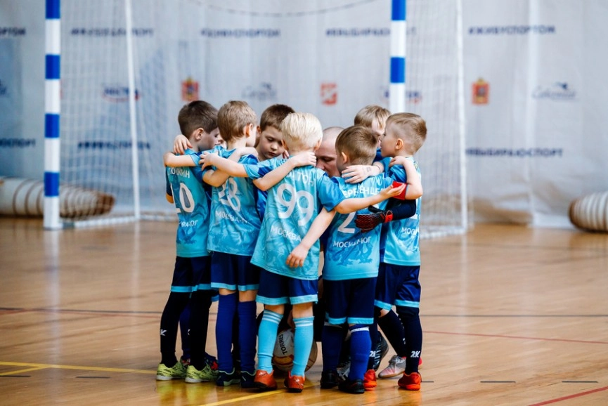 Детская школа футбола Юниор в Видном: Школа, Футбол, Соревнования, Мяч, Игры,