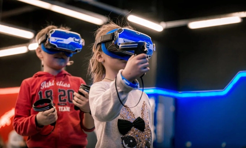 Парк виртуальной реальности VR-клуб Warpoint в Санкт-Петербурге: IT сервисы, Парк, Экстрим, Не пропусти, Игры,