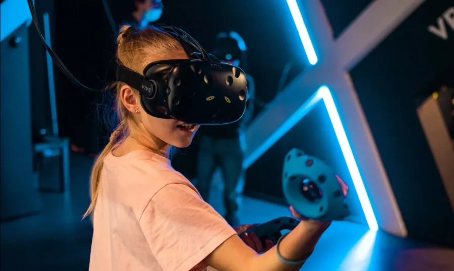 Парк виртуальной реальности Mir Vr в Санкт-Петербурге: Games, Виртуальный Мир, Экстрим, Не пропусти, Закуски,