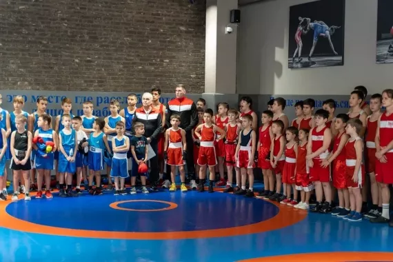 Школа Бокса и Борьбы "Империал"