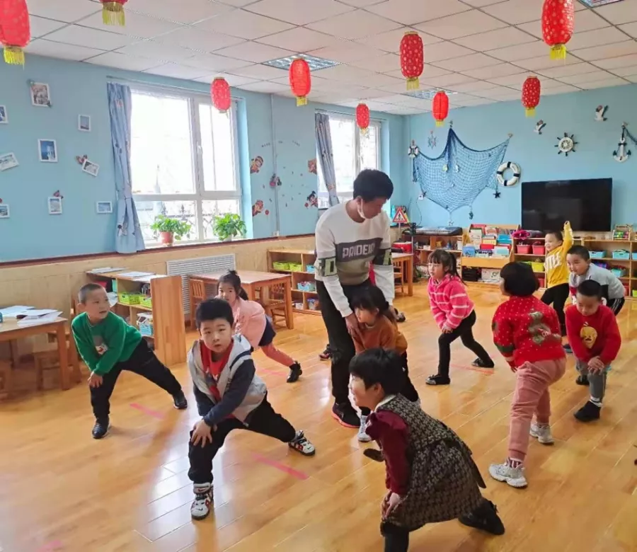 Школа боевых искусств Beijing Fangshan Shaolin Temple Art and Kungfu School в Пекине: Школа, Боевые искусства, Каллиграфия,