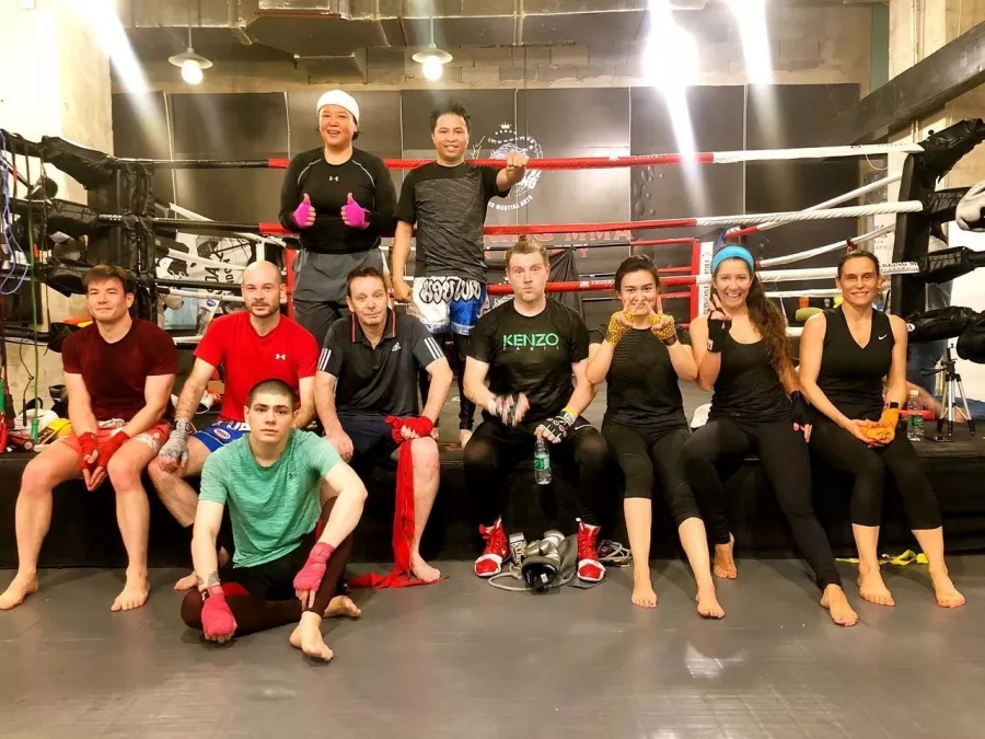Школа боевых искусств MMA Beijing в Пекине: Школа, Боевые искусства, Тренажерный зал,