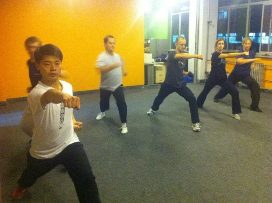 Школа боевых искусств TianYi Kungfu Club в Пекине: Школа, Боевые искусства, Саморазвитие,
