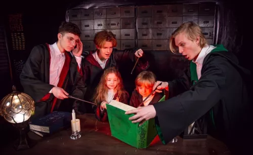 Интерактивная выставка Дверь в Хогвартс  в  Санкт-Петербурге