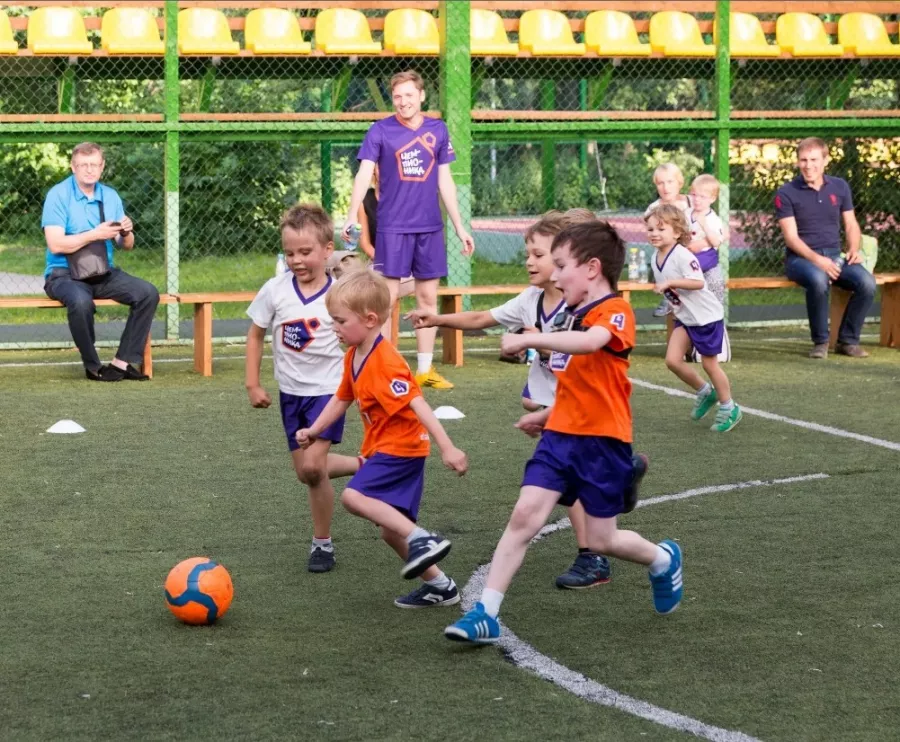 Детский футбольный клуб Чемпионика в Видном: Футбол, Акробатика, Растяжка, Прыжки, Кардио, Игры,