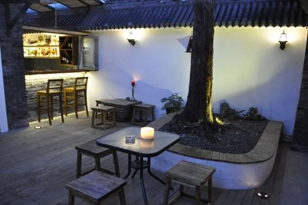 Бар Chill Bar в Пекине: Бар, Покушать, Живая музыка, Алкоголь,
