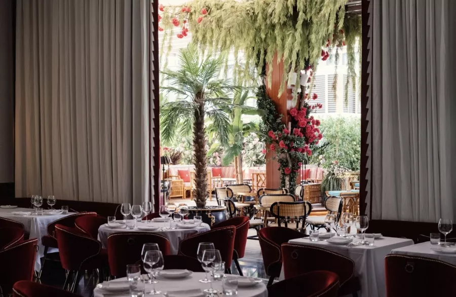 Ресторан Shanghai Me в Дубаи: Суши, Коктейли, Традиционная кухня, Азиатская кухня, Еда,