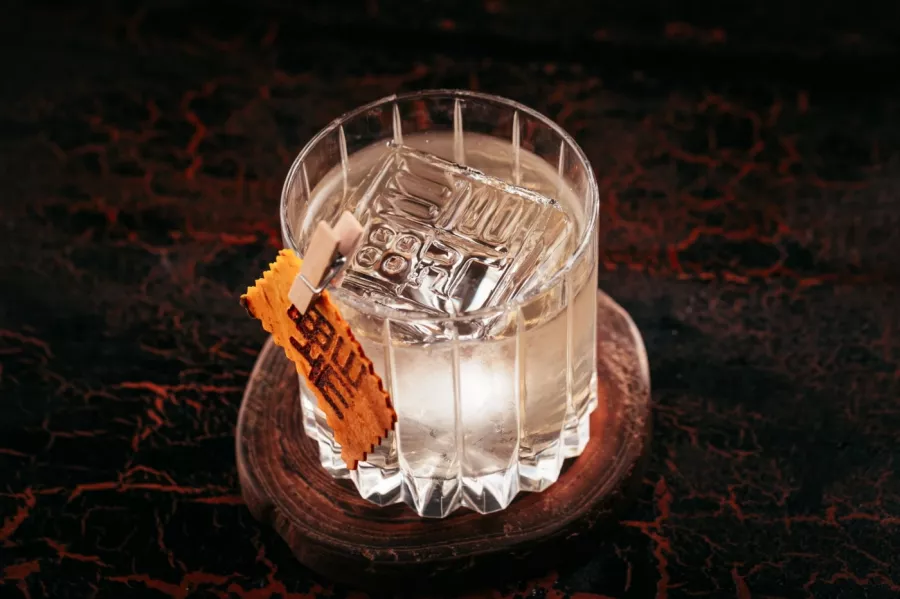 Ресторан Shanghai Me в Дубаи: Суши, Коктейли, Традиционная кухня, Азиатская кухня, Еда,