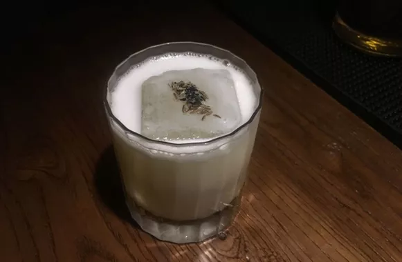 Бар «Fang Bar»