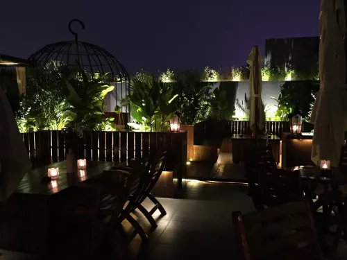 Бар Miles Bar  в  Пекине