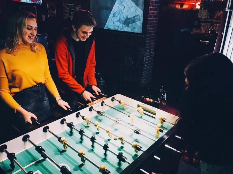 Бар School Live Bar в Пекине: Бар, Живая музыка, Развлечение,