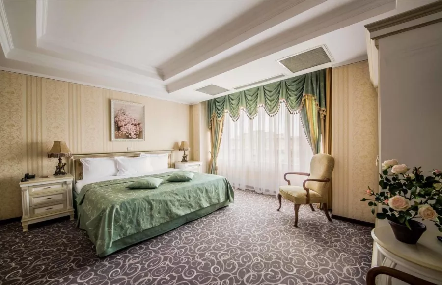 Отель Hotel Minsk в Минске: Чилим, SPA, Конференц-залы, Гостиный комплекс, Жильё, Сауна, Тренажерный зал,