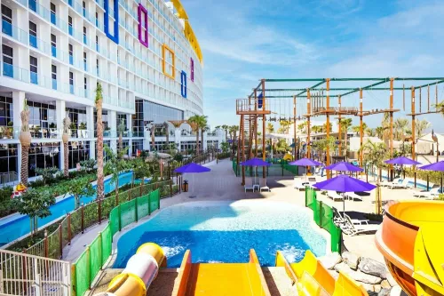 Отель Centara Mirage Beach Resort Dubai 4*  в  Дубаи