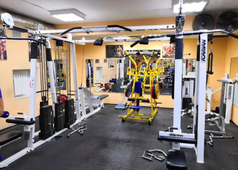 Фитнес-клуб Sunny gym в Москве: Персональный тренер, Фитнес бар , Солярий,