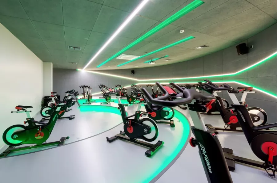 Фитнес-клуб Xfit Морской Фасад в Санкт-Петербурге: Развитие, Спортзал, Фитнес, Тренер,