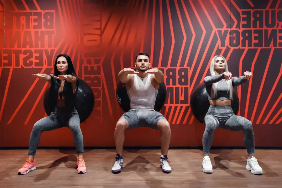 Фитнес-центр X-fit Studio Центральный в Краснодаре: Йога, Фитнес бар, Кроссфит, Массаж, Аэробика, Фитнес для детей,