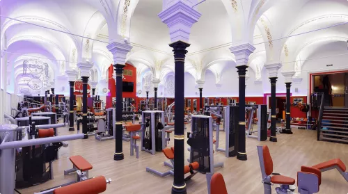 Фитнес-клуб Fitness Palace  в  Санкт-Петербурге