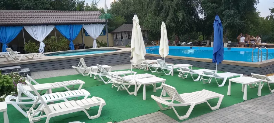 База отдыха Лоза в Ростове-на-Дону: Для детей, Аквааэробика, SPA-процедуры, Сауны, Для взрослых,