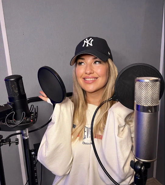 Школа вокала Vocal Mix в Москве: Уроки вокала, Голос, Пение, Студия вокала, Курсы вокала, Вокальная школа, Поставка голоса,