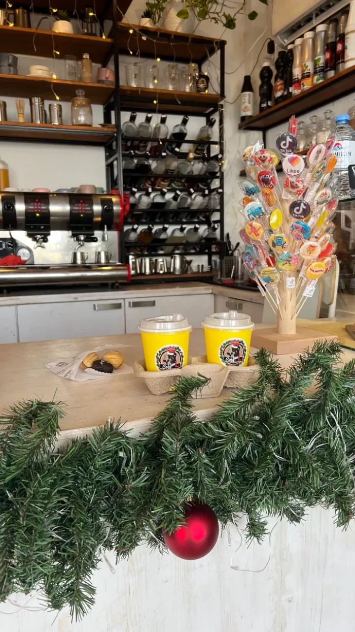 Кафе "Coffee l".