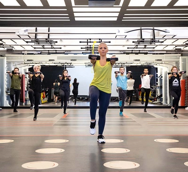 Спортивный клуб Reebok/Ռիբոկ Սպորտային Ակումբ в Ереване: Тренажеры, Спортклуб, Следить за здоровьем, Силовые залы, Кардио тренинг,