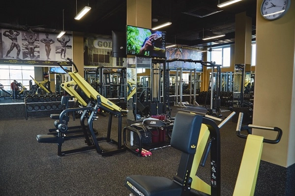 Спортивный зал в Ереване Gold's Gym в Ереване: Фитнес, Йога, Пилатес, Спиннинг, Стэп-аэробика, Тренажерный зал,